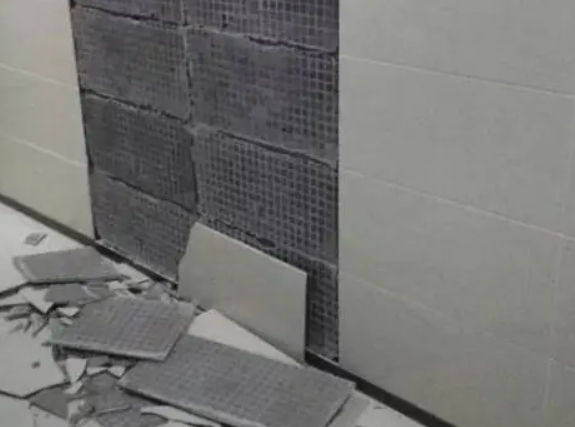 长乐瓷砖空鼓维修公司分享下长乐墙砖松动维修的知识
